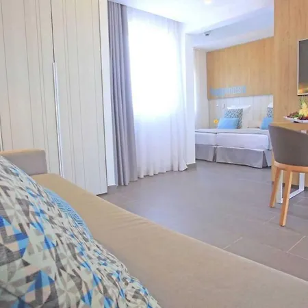 La The One Bedroom With Half Board, Wifi, In Playa Blanca 公寓 *