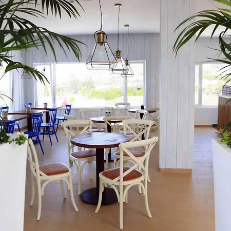 La The One Bedroom With Half Board, Wifi, In Playa Blanca 公寓 *