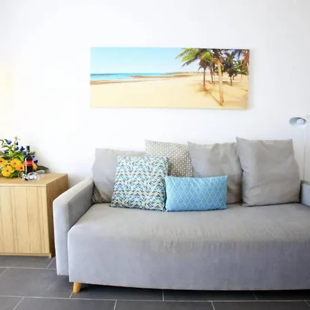 La The One Bedroom With Half Board, Wifi, In Playa Blanca Playa Blanca (Lanzarote)