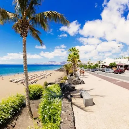 La The One Bedroom With Half Board, Wifi, In Playa Blanca Playa Blanca (Lanzarote)