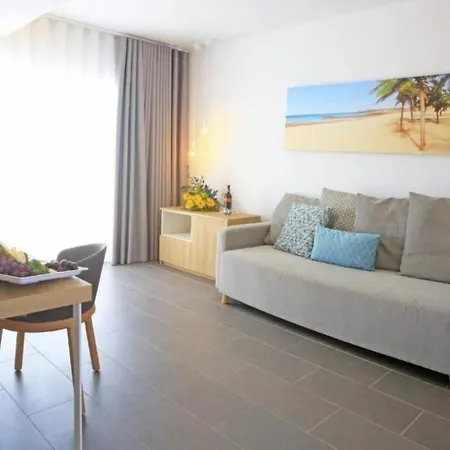 La The One Bedroom With Half Board, Wifi, In Playa Blanca Apartment Playa Blanca (Lanzarote)