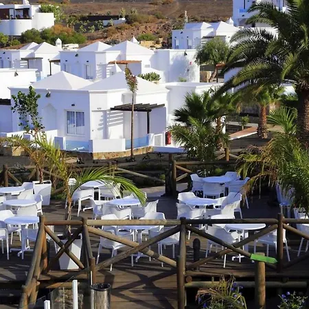 La The One Bedroom With Half Board, Wifi, In Playa Blanca * Playa Blanca (Lanzarote)